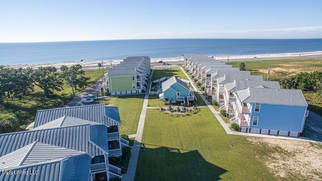 1515 E Beach Boulevard, 212, Pass Christian, MS 39571