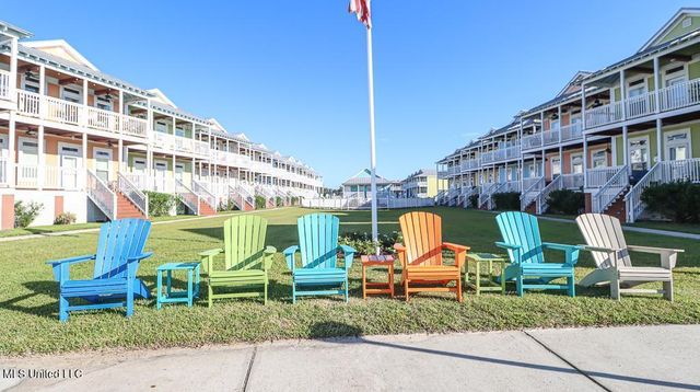 1515 E Beach Boulevard, 212, Pass Christian, MS 39571