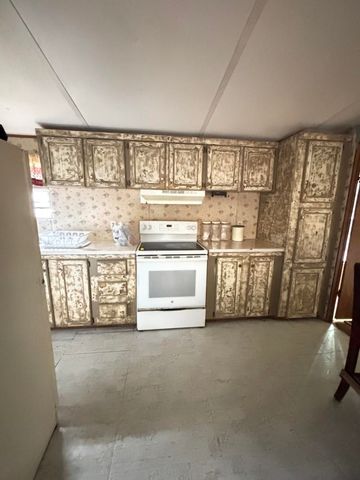 1247 Bennett Loop Rd., Loris, SC 29569