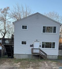 18 West Hills Road, New Haven, CT 06515