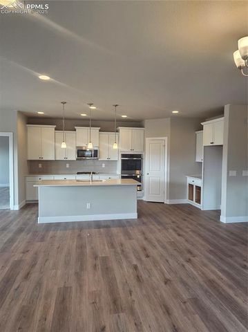 8582 Noreen Falls Drive, Colorado Springs, CO 80924