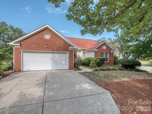 11320 Hunters Landing Drive, Charlotte, NC 28273