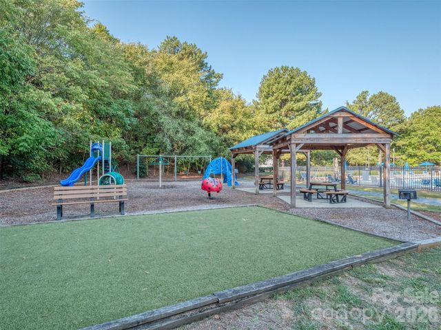 11320 Hunters Landing Drive, Charlotte, NC 28273
