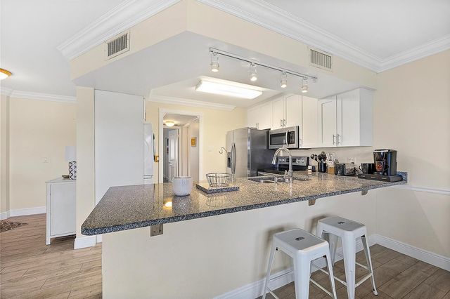1605 S Us Highway 1 104v4, Jupiter, FL 33477