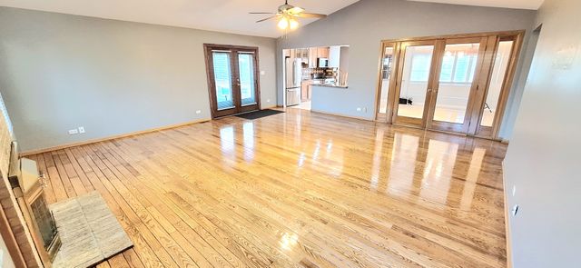 5639 N Manor Lane, Norwood Park Township, IL 60631