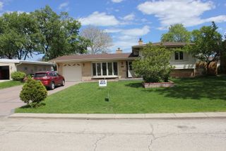 5639 N Manor Lane, Norwood Park Township, IL 60631