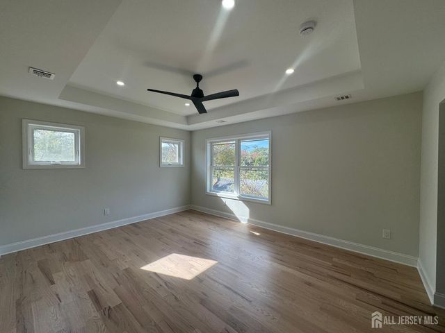 17 John Street, Sayreville, NJ 08857