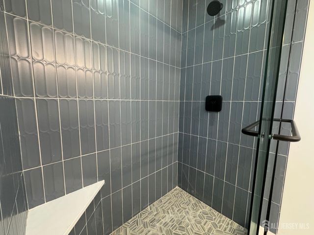 17 John Street, Sayreville, NJ 08857