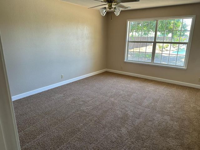 41148 Fig Grove Place, Madera, CA 93636