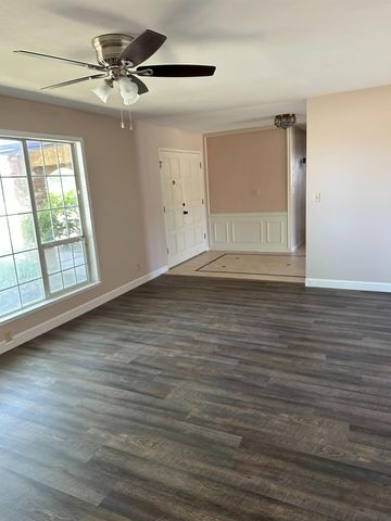 41148 Fig Grove Place, Madera, CA 93636
