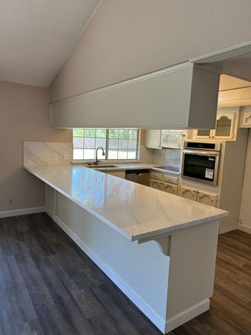 41148 Fig Grove Place, Madera, CA 93636