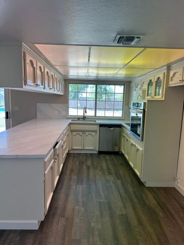 41148 Fig Grove Place, Madera, CA 93636