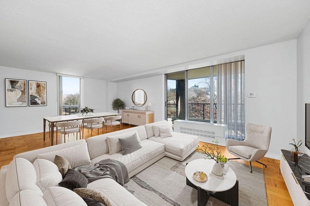 77 Pond Avenue 401, Brookline, MA 02445