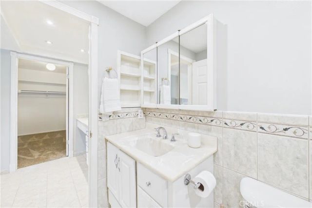 5794 Maxson, Cypress, CA 90630