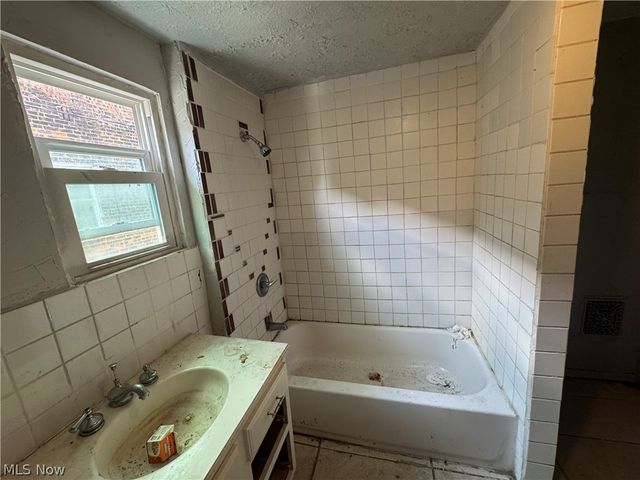 540 E 123rd Street, Cleveland, OH 44108