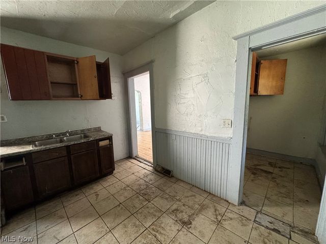 540 E 123rd Street, Cleveland, OH 44108