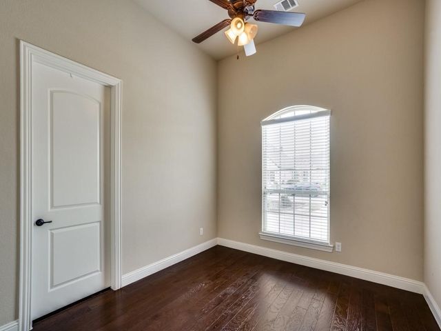 716 Sandbox Drive, Little Elm, TX 76227