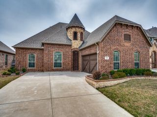 716 Sandbox Drive, Little Elm, TX 76227