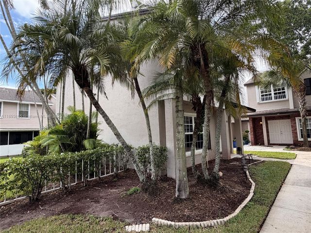 3801 NW 121st Ave, Sunrise, FL 33323