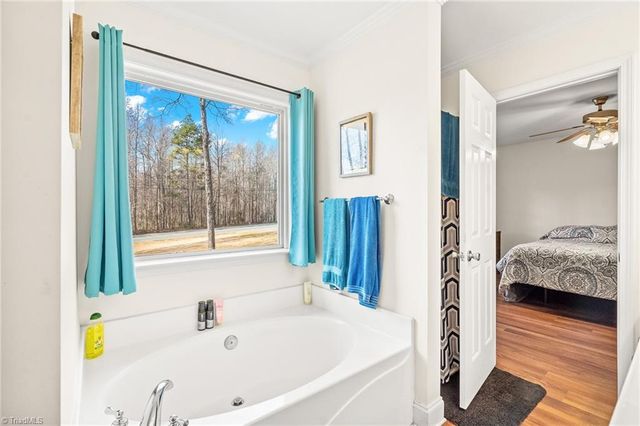 2419 Nc Highway 62, Burlington, NC 27217