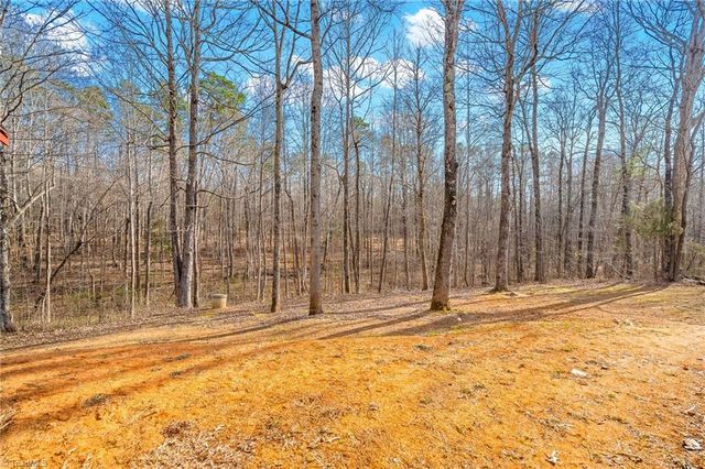 2419 Nc Highway 62, Burlington, NC 27217