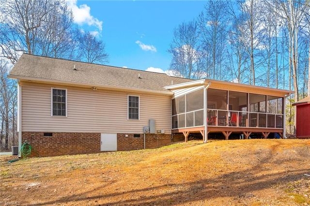 2419 Nc Highway 62, Burlington, NC 27217