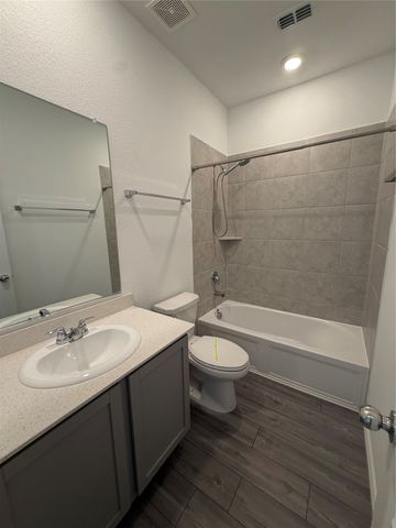 134 Blair Drive, Fate, TX 75189