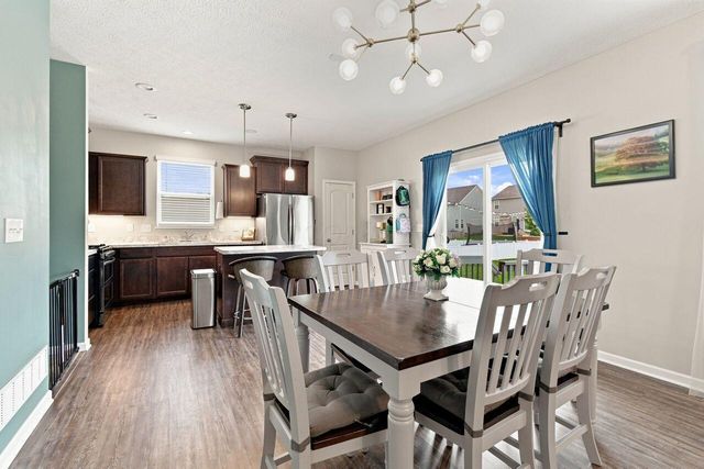 182 Mannaseh Drive W, Granville, OH 43023