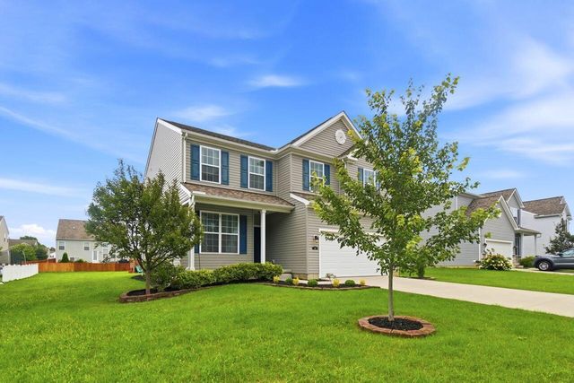 182 Mannaseh Drive W, Granville, OH 43023