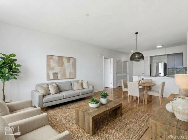 5800 3rd Street 1412, San Francisco, CA 94124