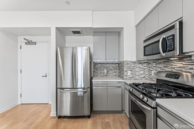 5800 3rd Street 1412, San Francisco, CA 94124