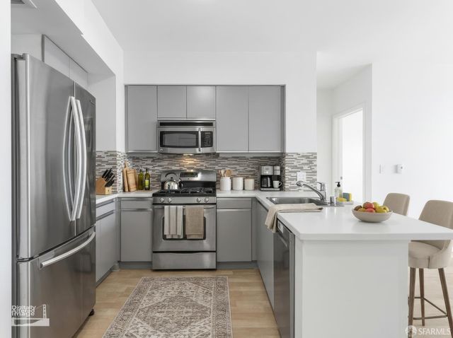 5800 3rd Street 1412, San Francisco, CA 94124
