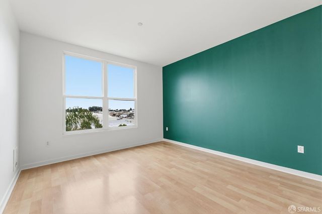 5800 3rd Street 1412, San Francisco, CA 94124
