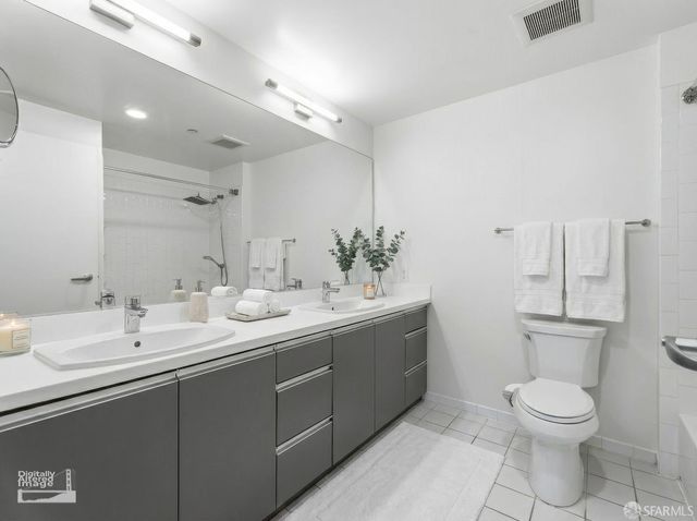 5800 3rd Street 1412, San Francisco, CA 94124