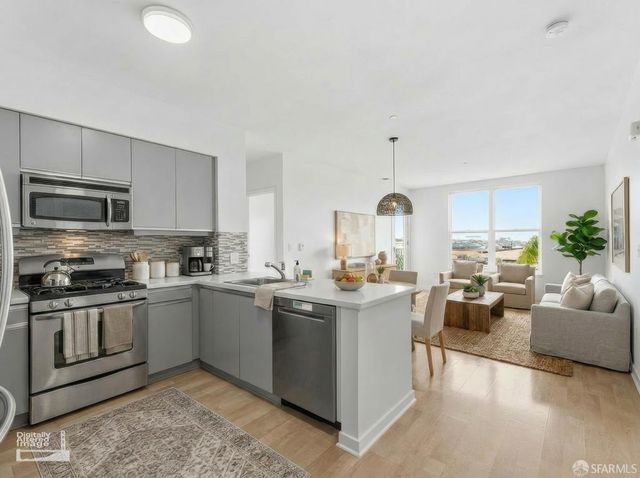 5800 3rd Street 1412, San Francisco, CA 94124