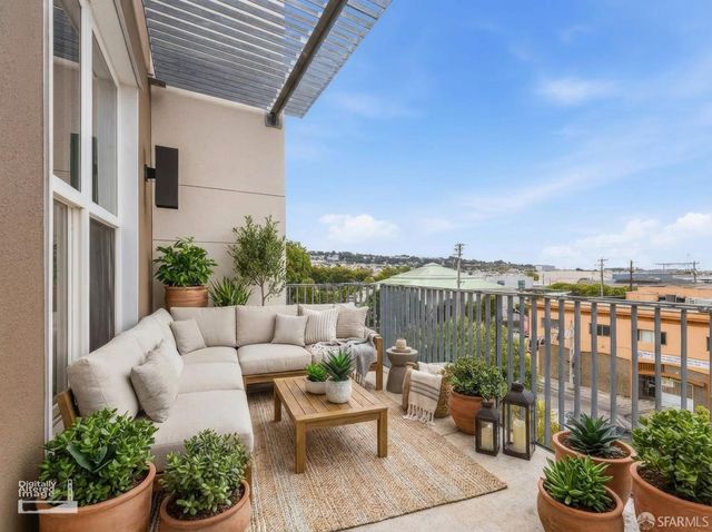 5800 3rd Street 1412, San Francisco, CA 94124