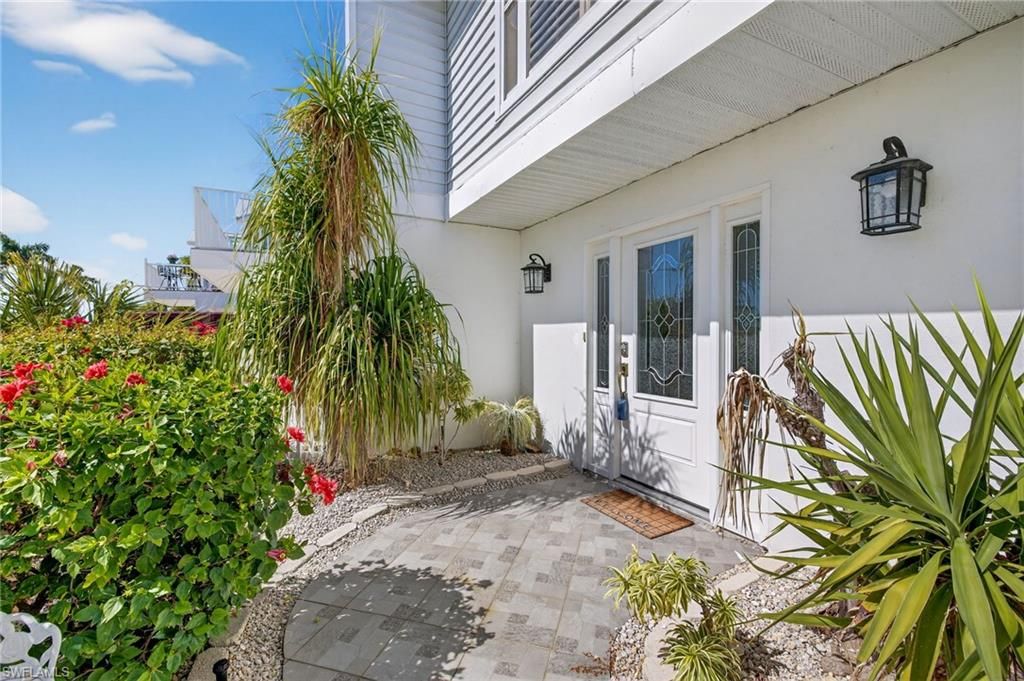 12130 Siesta DR, FORT MYERS BEACH, FL 33931 — photo 3