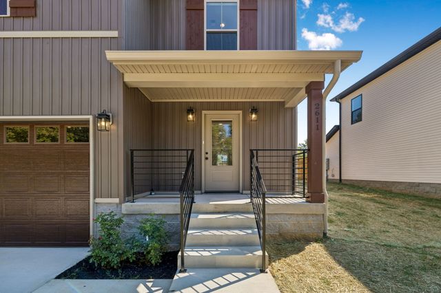 2611 Old Greenbrier Pike, Greenbrier, TN 37073
