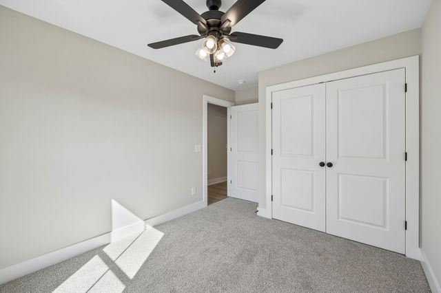 2611 Old Greenbrier Pike, Greenbrier, TN 37073