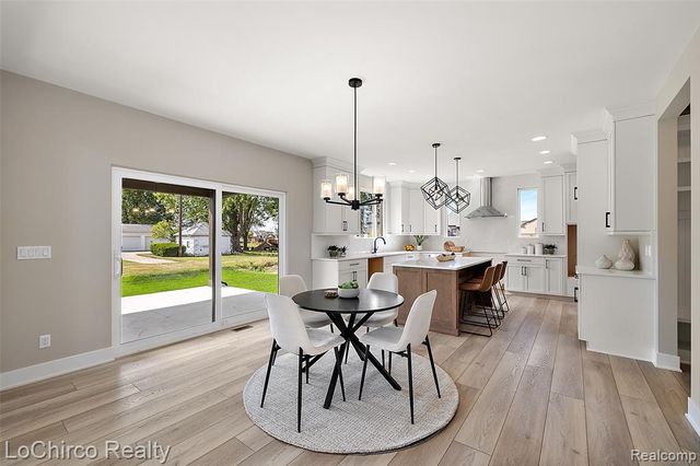 49001 Wingfield Drive, Macomb, MI 48044