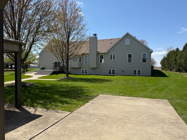 17N975 Harmony Road, Hampshire, IL 60140