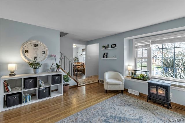 75 Albion Avenue, Amherst, NY 14226