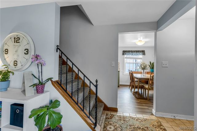 75 Albion Avenue, Amherst, NY 14226