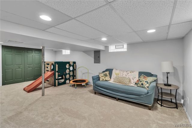 75 Albion Avenue, Amherst, NY 14226