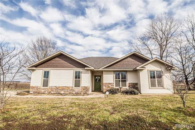 724 State Highway H, Neelyville, MO 63954