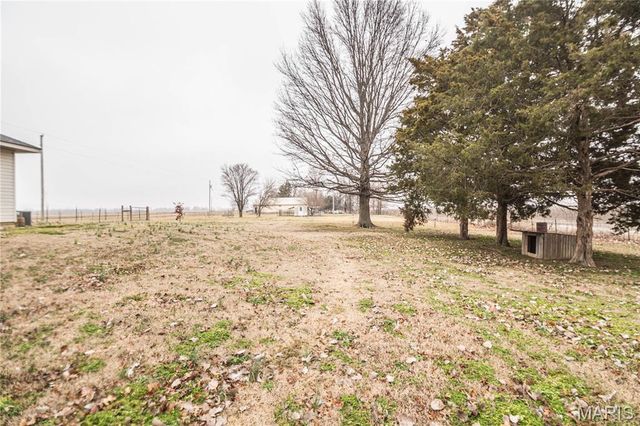 724 State Highway H, Neelyville, MO 63954