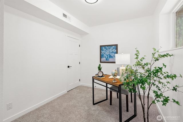 3085 Aegean Boulevard NE, Bremerton, WA 98311