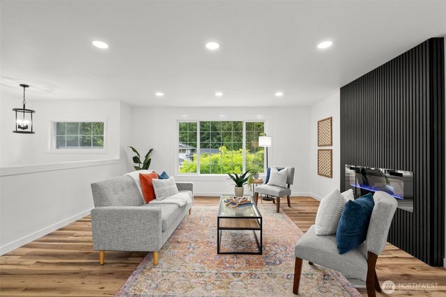 3085 Aegean Boulevard NE, Bremerton, WA 98311