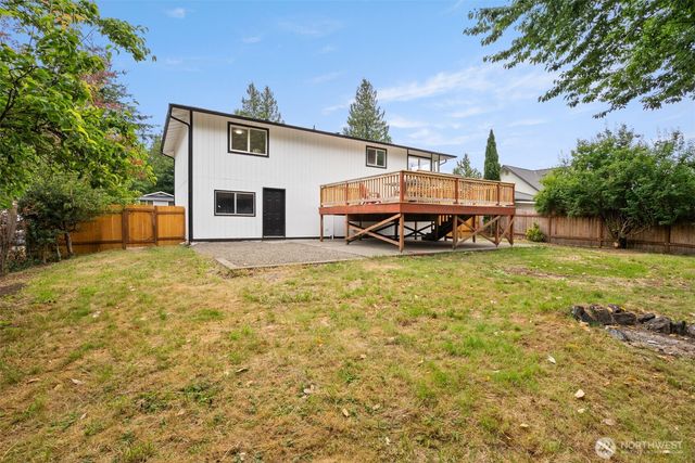3085 Aegean Boulevard NE, Bremerton, WA 98311
