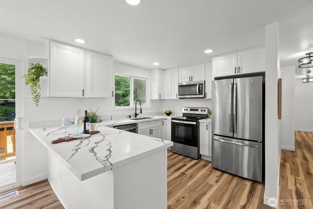 3085 Aegean Boulevard NE, Bremerton, WA 98311